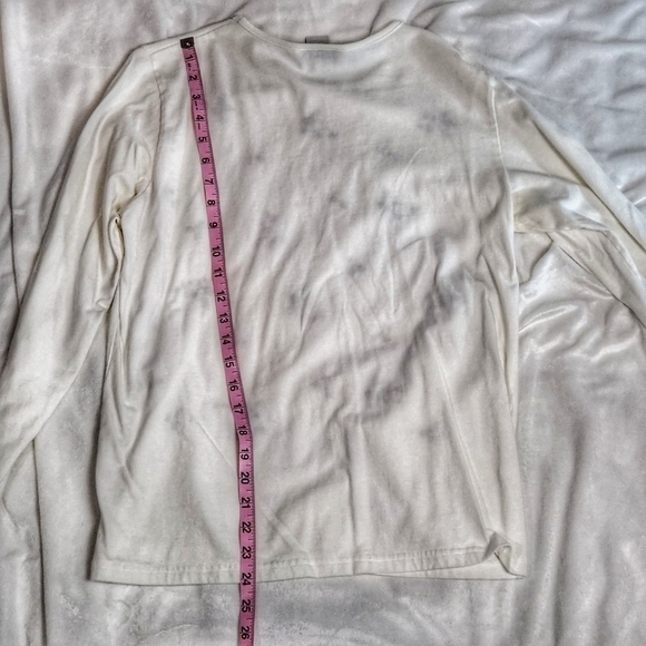 Autumn Embroidered Leaves in Size Small Creme Long-Sleeved Top - Picture 2 of 6